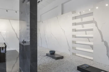 Marble+Effect+White+Floors-statuario-ultra-05.jpg