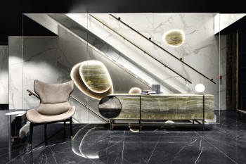 Marble+Effect+Black+Floors-nero-marquinia-06.jpg