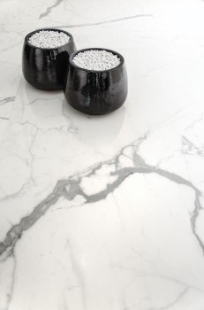 Marble+Effect+White+Floors-statuario-altissimo-01.jpg