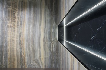 Marble+Effect+Grey+Floors-grey-onyx-vein-cut-01.jpg