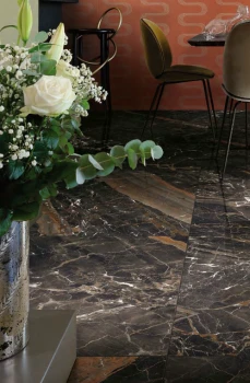 ombre de caravage 120x120 glossy .png