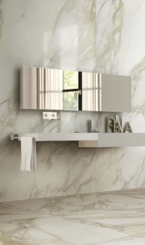 Etoile creme glossy.png