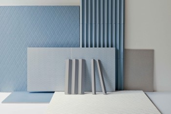 ROMBINI TRIANGLE SMALL BLUE 1.jpg