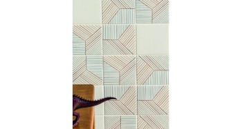 tratti-bianco-10x10 (2).jpg