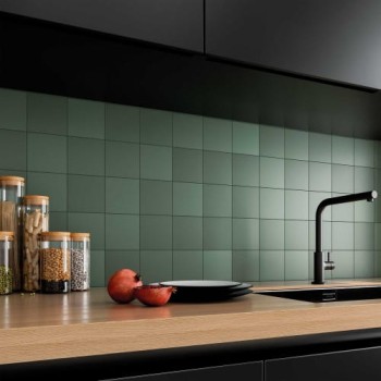 WOW-Six-Green-11,7x11,7 (1).jpg