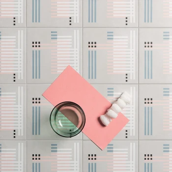futura-microchip-15x15 (1).jpg